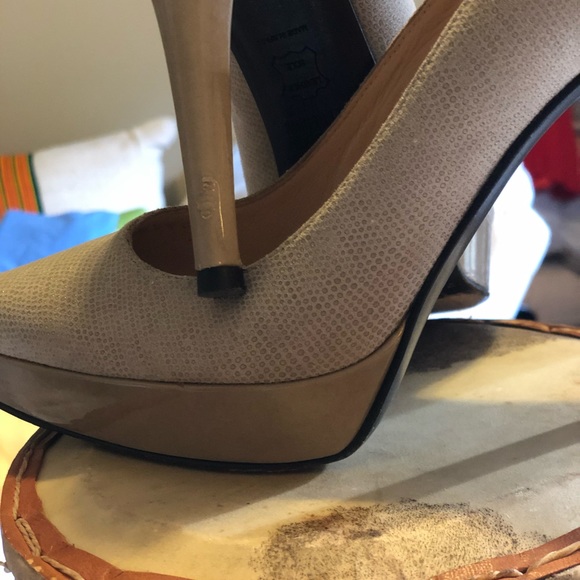 Stuart Weitzman platform heels - Picture 4 of 7